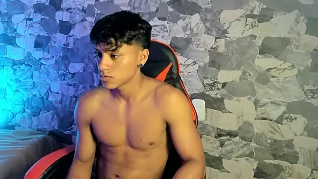 ZYZZ1312 online show from 23, 5, 2026