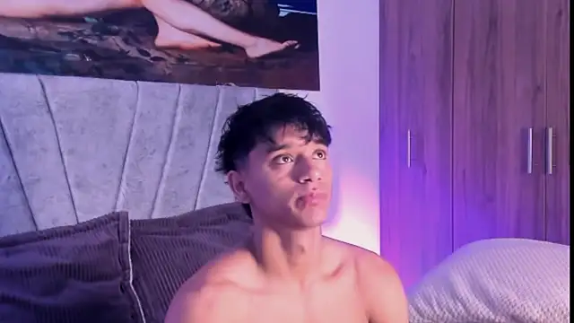 ZYZZ1312 online show from 23, 10, 2025