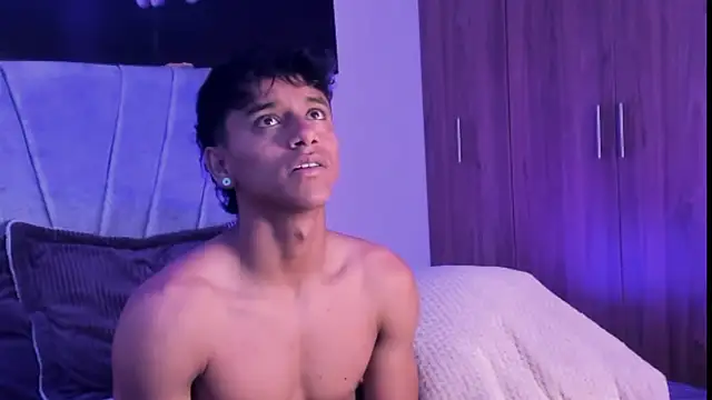 ZYZZ1312 online show from 19, 9, 2025