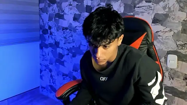 ZYZZ1312 online show from 11, 7, 2026