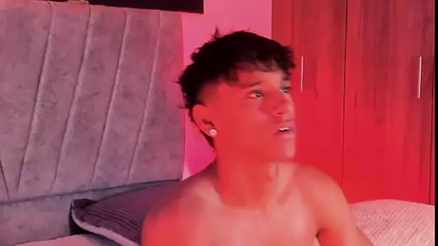 ZYZZ1312 online show from 30, 9, 2025