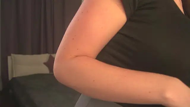 Olivia Farrell online show from 25, 10, 2025