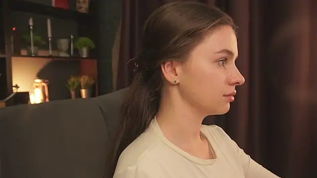 Olivia Farrell online show from 7, 10, 2025