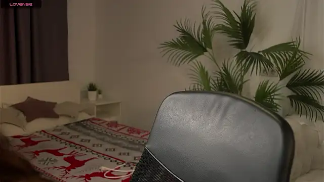 Snapshot of Olivia_Farrell chatting on 1, 3, 2026 Olivia Farrell online show from 1, 3, 2026