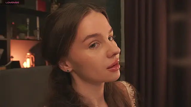 Olivia Farrell online show from 1, 10, 2025