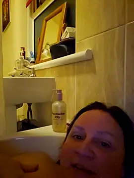 Naughtiness-but-Nice online show from 5, 10, 2025