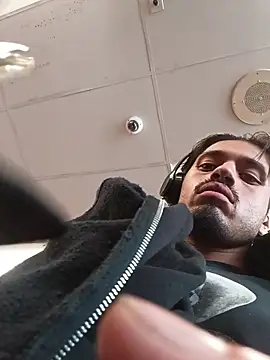 Snapshot of mrredcorn chatting on 11, 10, 2025 mrredcorn online show from 11, 10, 2025