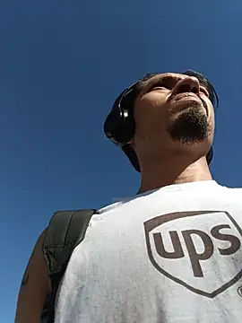 Snapshot of mrredcorn chatting on 27, 10, 2025 mrredcorn online show from 27, 10, 2025