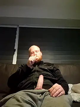 Snapshot of svenni2525 chatting on 11, 11, 2025 svenni2525 online show from 11, 11, 2025