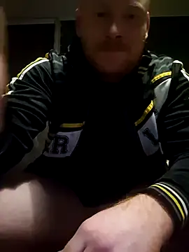 Snapshot of svenni2525 chatting on 5, 11, 2025 svenni2525 online show from 5, 11, 2025