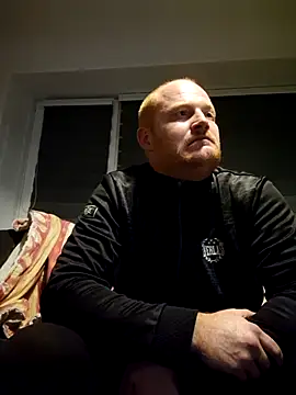 Snapshot of svenni2525 chatting on 6, 10, 2025 svenni2525 online show from 6, 10, 2025