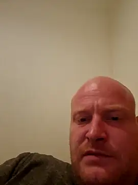 Snapshot of svenni2525 chatting on 25, 10, 2025 svenni2525 online show from 25, 10, 2025