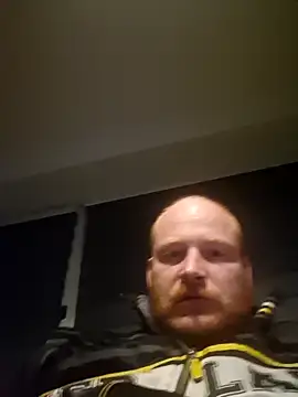 Snapshot of svenni2525 chatting on 21, 11, 2025 svenni2525 online show from 21, 11, 2025