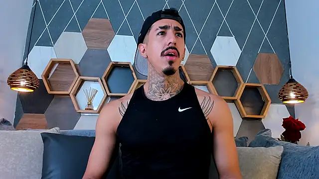 Donovan Desmond online show from 11, 9, 2025