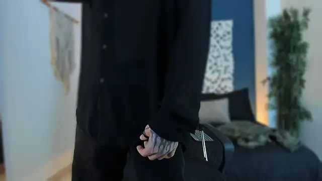 Snapshot of Donovan_Desmond chatting on 8, 2, 2026 Donovan Desmond online show from 8, 2, 2026