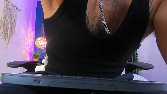 Snapshot of Donovan_Desmond chatting on 25, 2, 2026 Donovan Desmond online show from 25, 2, 2026