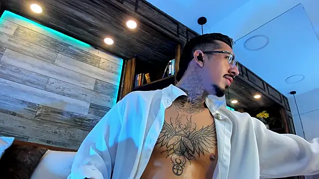 Donovan Desmond online show from 1, 4, 2026