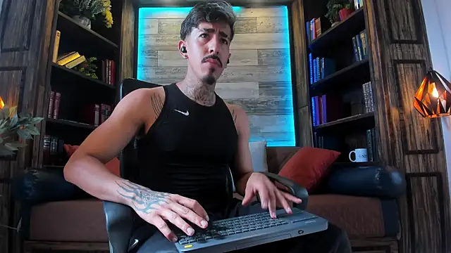 Donovan Desmond online show from 9, 9, 2025