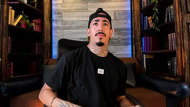 Donovan Desmond online show from 7, 3, 2026