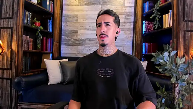Donovan Desmond online show from 14, 7, 2026