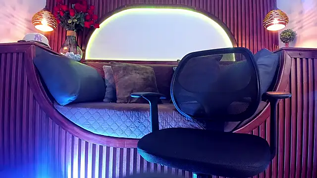 Snapshot of Donovan_Desmond chatting on 3, 2, 2026 Donovan Desmond online show from 3, 2, 2026