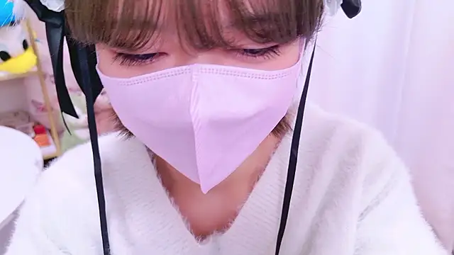 Azusa DoMybest online show from 9, 11, 2025