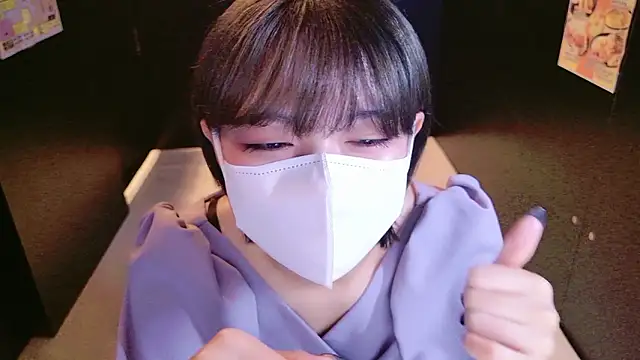 Azusa DoMybest online show from 28, 10, 2025