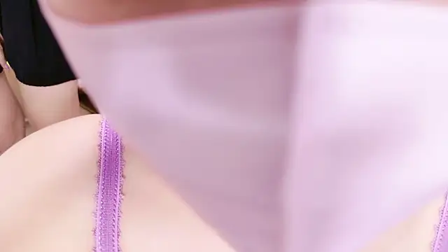 Azusa DoMybest online show from 20, 10, 2025