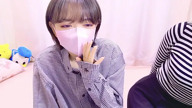 Azusa DoMybest online show from 25, 10, 2025