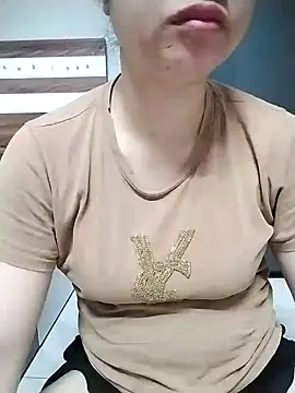 Mie rose online show from 12, 4, 2026