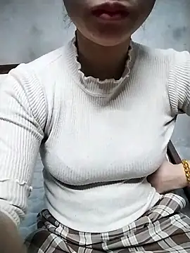 Mie rose online show from 14, 2, 2026