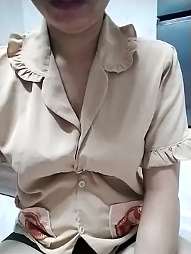 Mie rose online show from 8, 10, 2025