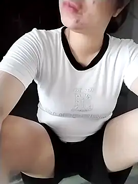 Mie rose online show from 13, 10, 2025