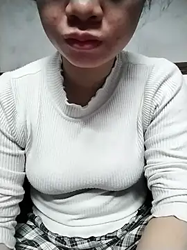 Mie rose online show from 10, 2, 2026