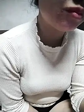 Mie rose online show from 26, 11, 2025