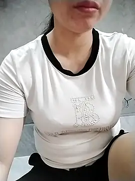 Snapshot of Mie_rose chatting on 3, 5, 2026 Mie rose online show from 3, 5, 2026