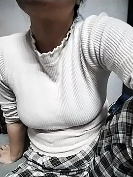 Mie rose online show from 7, 2, 2026