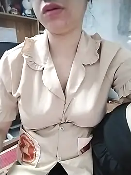 Mie rose online show from 8, 11, 2025