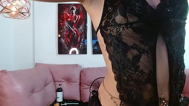 Snapshot of Miahotcs1 chatting on 26, 11, 2025 Miahotcs1 online show from 26, 11, 2025