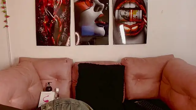 Miahotcs1 online show from 20, 3, 2026