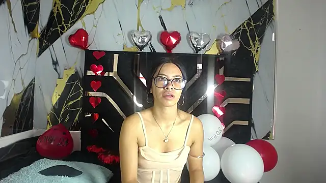 Miahotcs1 online show from 14, 2, 2026