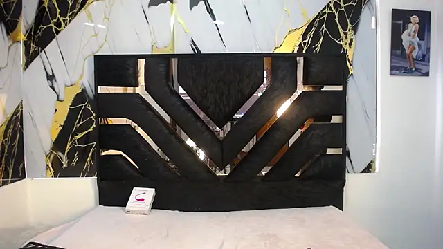 Miahotcs1 online show from 11, 2, 2026