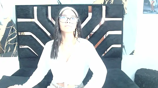 Miahotcs1 online show from 10, 5, 2026