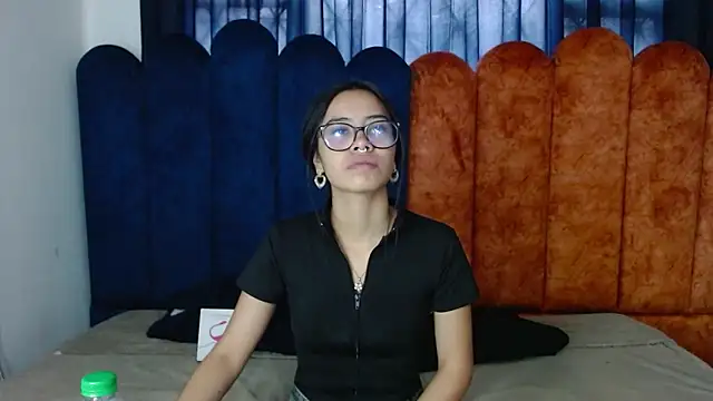 Miahotcs1 online show from 11, 3, 2026