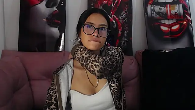 Miahotcs1 online show from 19, 5, 2026