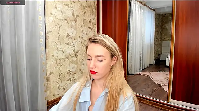 mishapallmer online show from 29, 11, 2025