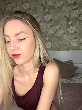 mishapallmer online show from 5, 11, 2025