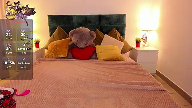 mishapallmer online show from 4, 10, 2025