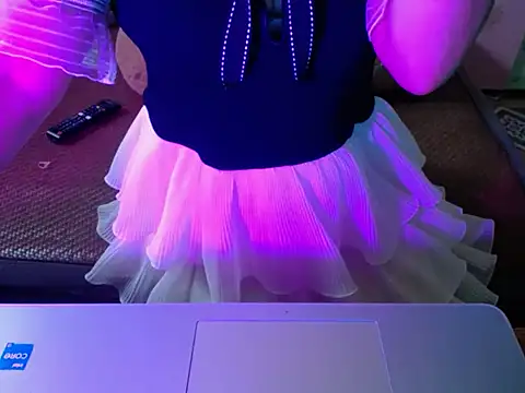 ahoa Tk online show from 11, 11, 2025