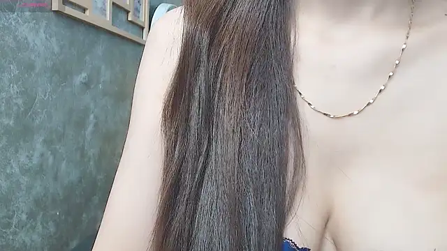 Mika Kasumi online show from 5, 10, 2025